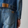 05 Jeans a vita bassa e gamba larga
