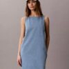 Abito a tubino in denim con scollo a V