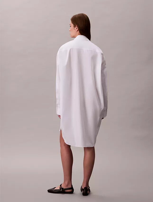 Abito camicia in cotone dalla vestibilità comoda Abito camicia in cotone dalla vestibilità comoda