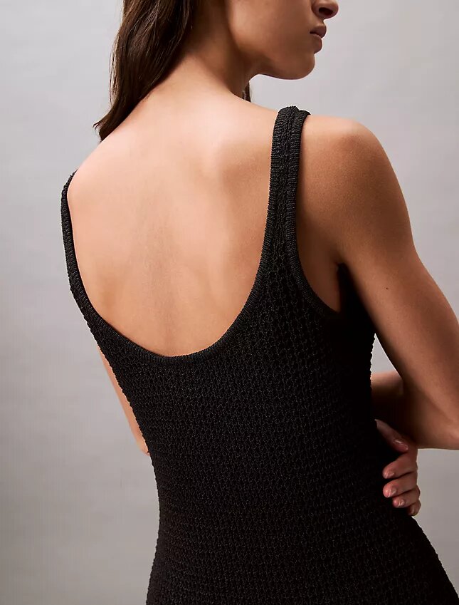 Abito mini con lavorazione a maglia Abito mini con lavorazione a maglia