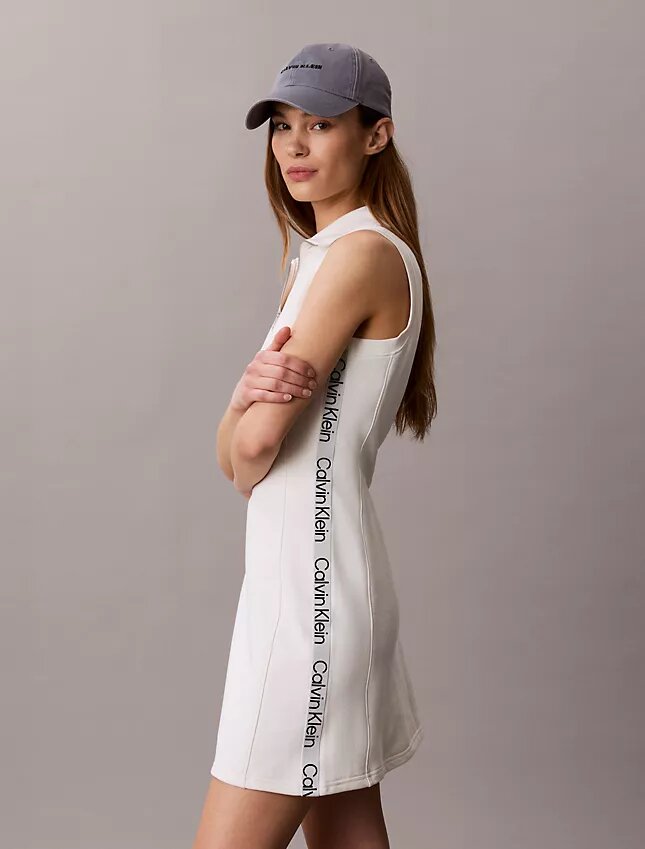 Abito senza maniche in French Terry con zip a 1/4 Abito senza maniche in French Terry con zip a 1/4