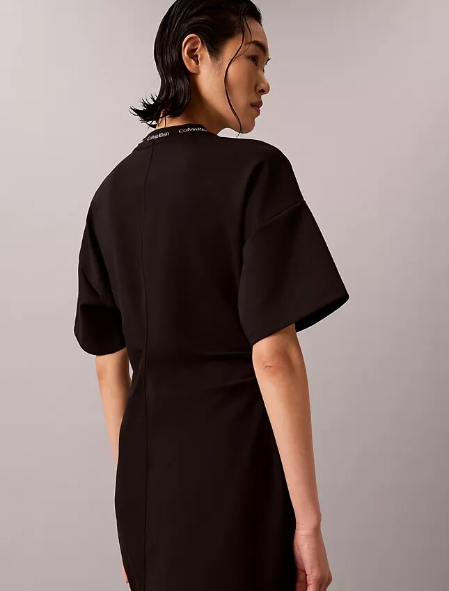 Abito T-shirt in interlock a costine con logo Abito T-shirt in interlock a costine con logo