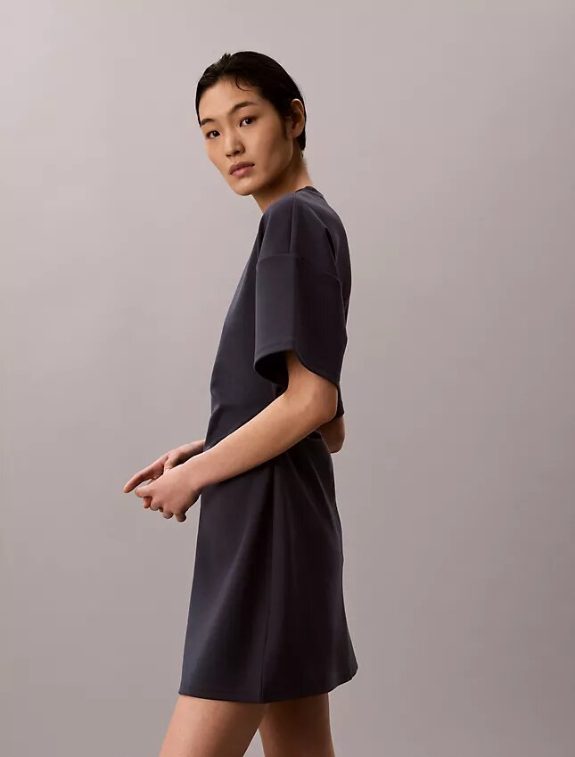 Abito T-shirt in interlock a costine con logo Abito T-shirt in interlock a costine con logo