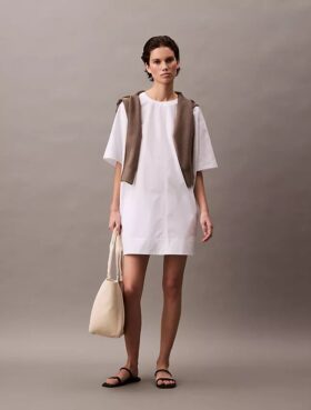 Abito T-shirt mini in cotone dal taglio morbido