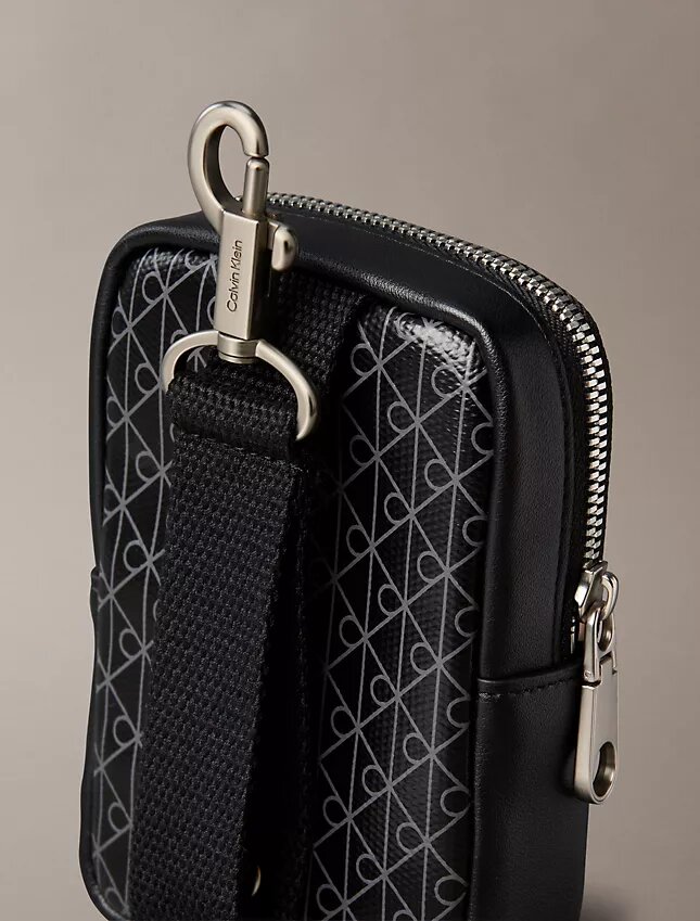 Astuccio con cerniera e logo Emblem su tutta la superficie Astuccio con cerniera e logo Emblem su tutta la superficie