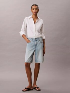 Bermuda in Denim con logo