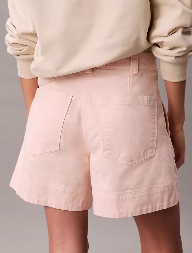 Bermuda in twill di cotone Cotton Stretch con pieghe Bermuda in twill di cotone Cotton Stretch con pieghe