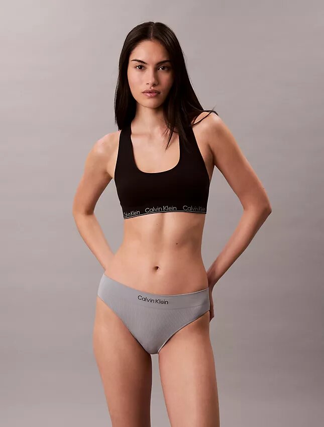 Bikini a 3 pezzi in microfibra senza cuciture a costine Bikini a 3 pezzi in microfibra senza cuciture a costine