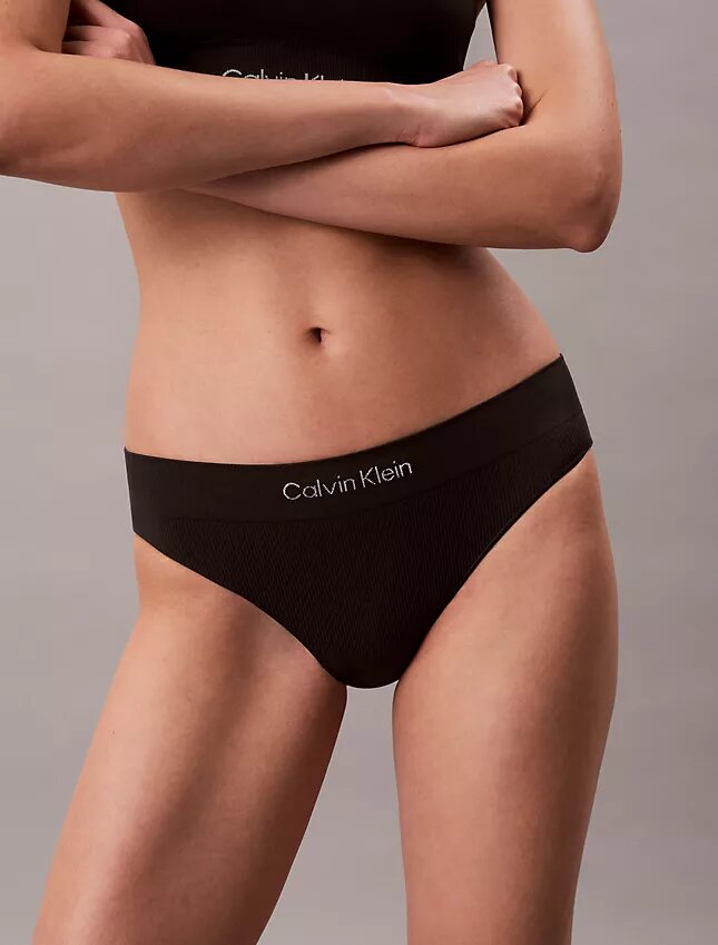 Bikini a 3 pezzi in microfibra senza cuciture a costine Bikini a 3 pezzi in microfibra senza cuciture a costine