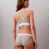 Bikini a perizoma in cotone elasticizzato a costine Bikini a perizoma in cotone elasticizzato a costine