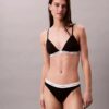 Bikini in cotone elasticizzato a costine Bikini in cotone elasticizzato a costine