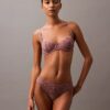 Bikini sensuale in pizzo elasticizzato