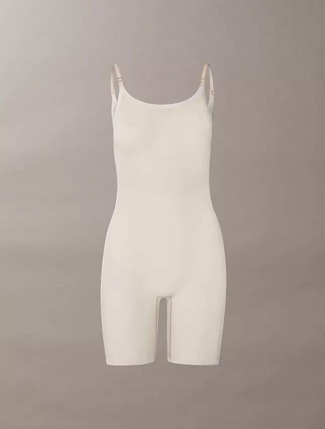 Body minimalista in rete a metà coscia Body minimalista in rete a metà coscia