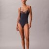 Body sensuale in pizzo elasticizzato Body sensuale in pizzo elasticizzato