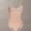 Body sensuale in pizzo elasticizzato Body sensuale in pizzo elasticizzato