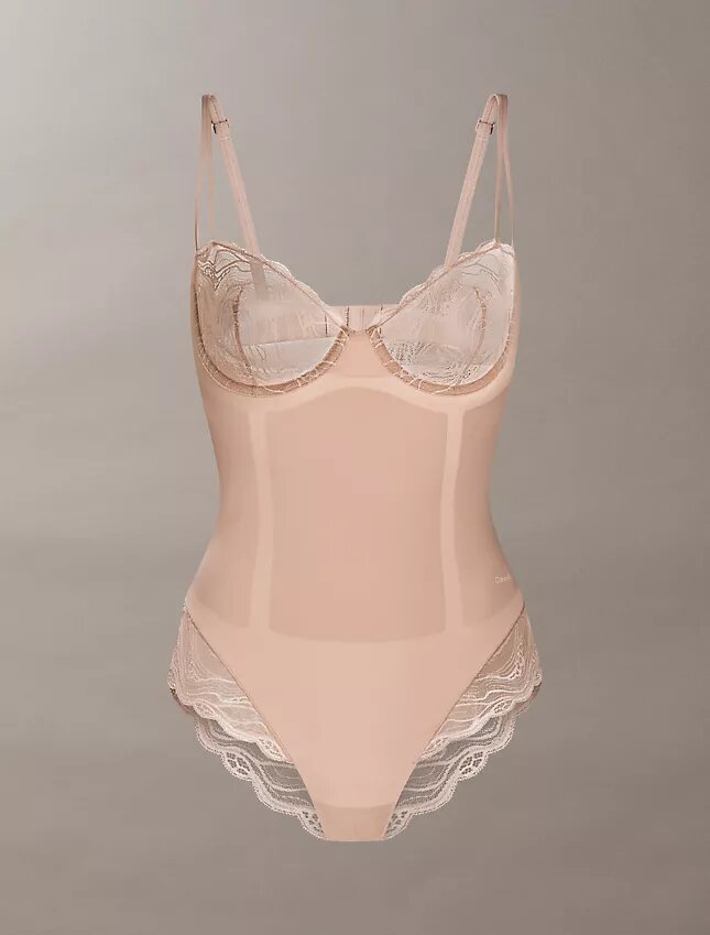 Body sensuale in pizzo elasticizzato Body sensuale in pizzo elasticizzato
