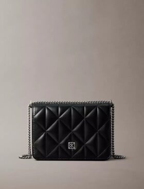 Borsa a catena mini con logo trapuntato
