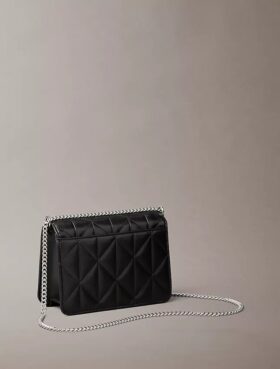 Borsa a catena mini con logo trapuntato