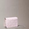 Borsa a catena mini con logo trapuntato Borsa a catena mini con logo trapuntato