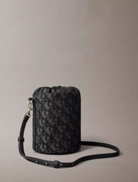 Borsa a secchiello con Monogram su tutta la superficie