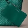 Borsa a secchiello piccola con logo su tutta la superficie e pochette Borsa a secchiello piccola con logo su tutta la superficie e pochette