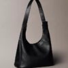 Borsa a tracolla con fibbia in metallo d’archivio Borsa a tracolla con fibbia in metallo d’archivio
