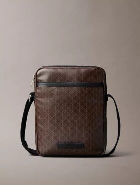 Borsa a tracolla con logo su tutta la superficie