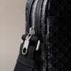Borsa a tracolla con logo su tutta la superficie Borsa a tracolla con logo su tutta la superficie