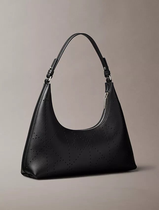 Borsa a tracolla con logo traforato Borsa a tracolla con logo traforato