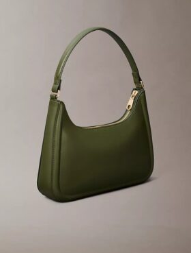 Borsa a tracolla con monogramma in rilievo
