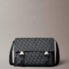Borsa a tracolla con monogramma su tutta la superficie Borsa a tracolla con monogramma su tutta la superficie