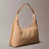 Borsa a tracolla in jacquard con emblema Borsa a tracolla in jacquard con emblema