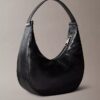Borsa a tracolla piccola convertibile dalla forma arrotondata Borsa a tracolla piccola convertibile dalla forma arrotondata