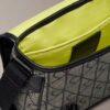 Borsa a tracolla piccola in jacquard con emblema Borsa a tracolla piccola in jacquard con emblema