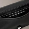 Borsa a tracolla trapuntata con logo e manico a catena Borsa a tracolla trapuntata con logo e manico a catena