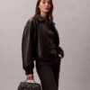 Borsa a tracolla trapuntata con logo e manico a catena Borsa a tracolla trapuntata con logo e manico a catena