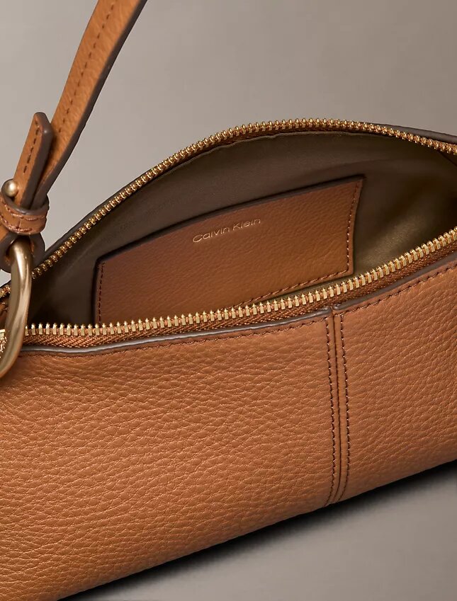 Borsa convertibile piccola in pelle morbida Borsa convertibile piccola in pelle morbida