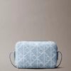 Borsa fotografica in Denim con logo su tutta la superficie Borsa fotografica in Denim con logo su tutta la superficie