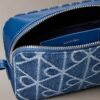 Borsa fotografica in Denim con logo su tutta la superficie Borsa fotografica in Denim con logo su tutta la superficie