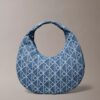 Borsa Hobo in Denim con logo emblema su tutta la superficie Borsa Hobo in Denim con logo emblema su tutta la superficie