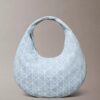Borsa Hobo in Denim con logo emblema su tutta la superficie Borsa Hobo in Denim con logo emblema su tutta la superficie