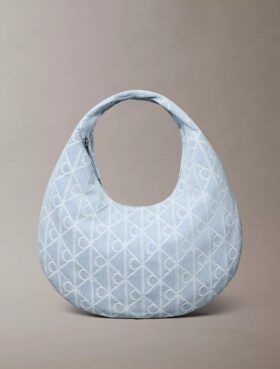 Borsa Hobo in Denim con logo emblema su tutta la superficie
