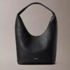 Borsa morbida con finitura martellata Borsa morbida con finitura martellata