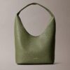Borsa morbida con finitura martellata Borsa morbida con finitura martellata