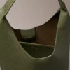 Borsa morbida con finitura martellata Borsa morbida con finitura martellata
