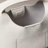 Borsa morbida piccola con finitura martellata Borsa morbida piccola con finitura martellata