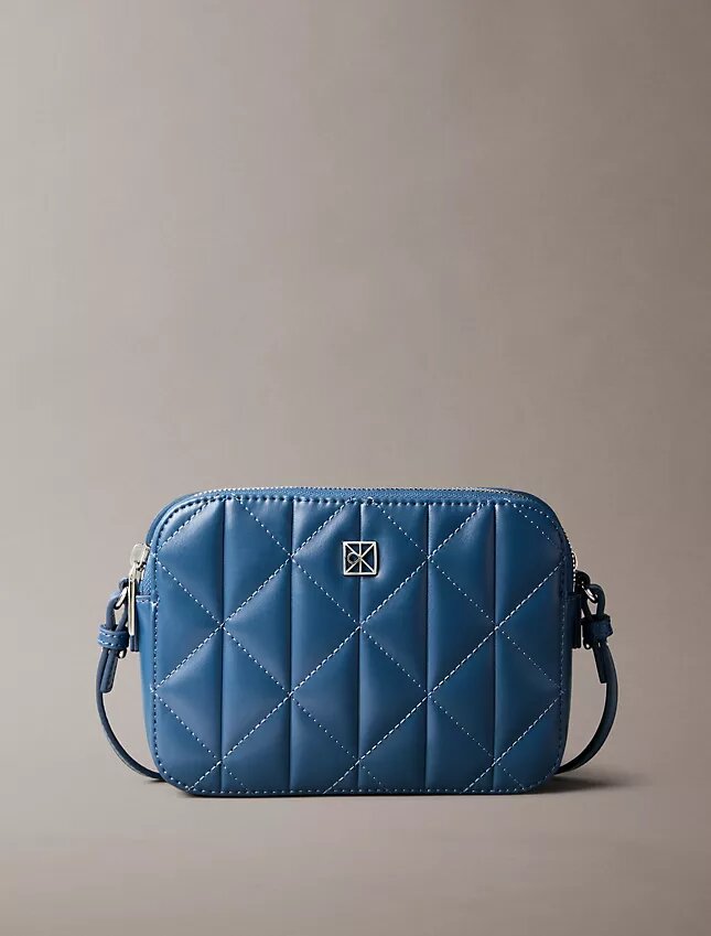 Borsa per fotocamera con logo trapuntato Borsa per fotocamera con logo trapuntato