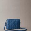 Borsa per fotocamera con logo trapuntato Borsa per fotocamera con logo trapuntato