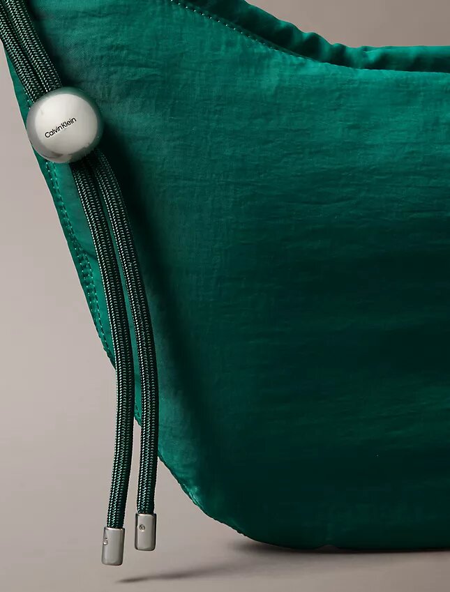 Borsa piccola a mezzaluna in nylon Borsa piccola a mezzaluna in nylon