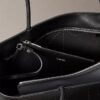 Borsa tote con logo Emblem traforato Borsa tote con logo Emblem traforato